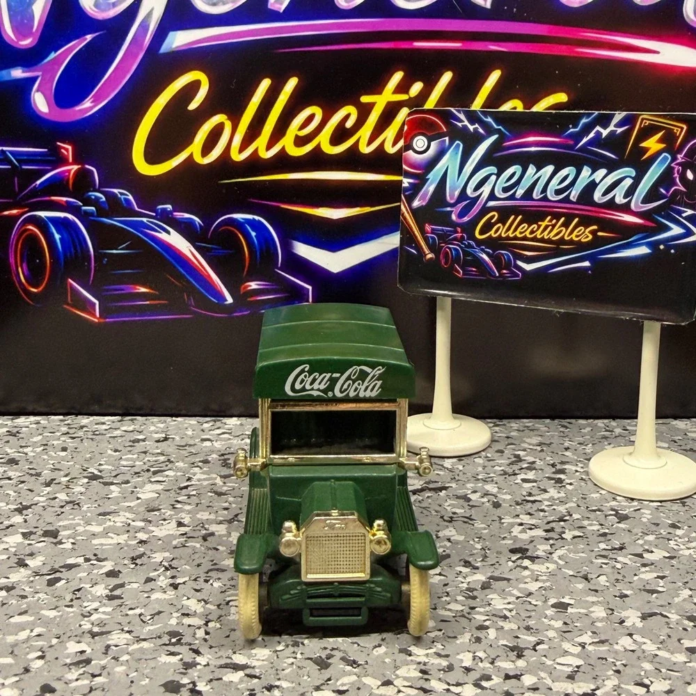 Lledo Days Gone Coca-Cola Delivery Van DG 6-8 Green Diecast Made in England